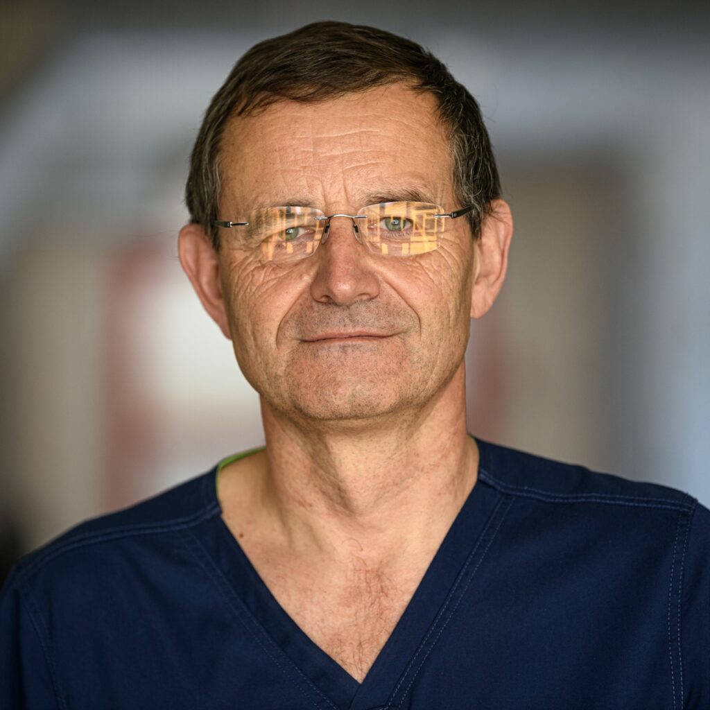 Dr. Dariusz Patkowski